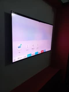 Samsung Q7 series use he scren mye 2 line he 55 inch smart led