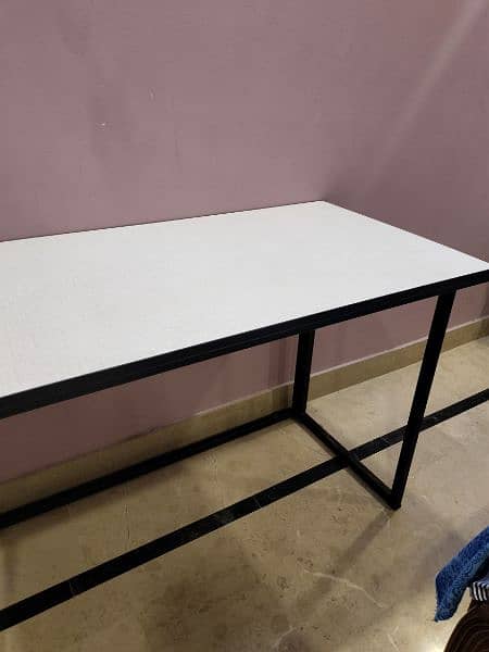 Foldable study table computer table center table dinning table karachi 1