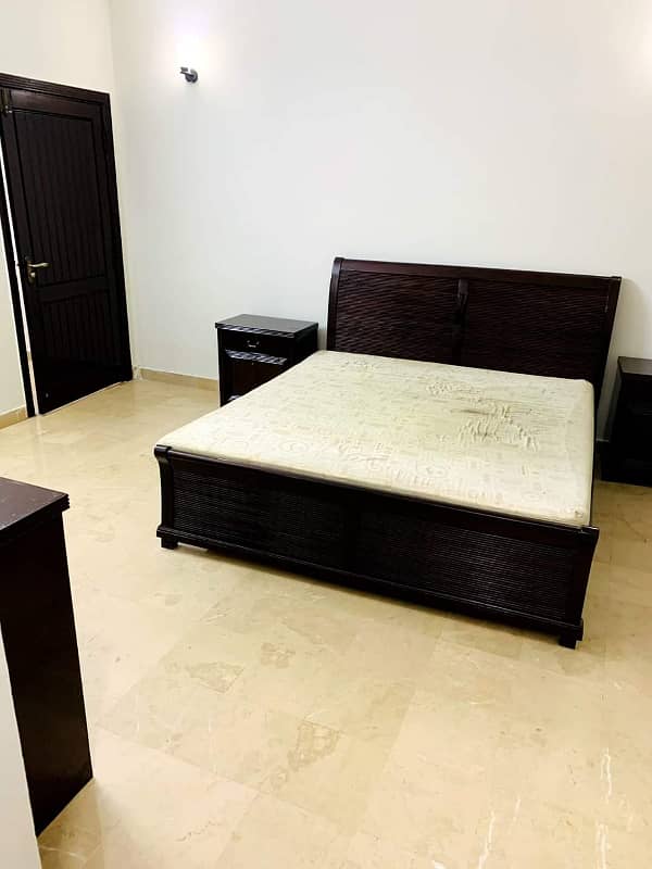 Fully Furnished One Bedroom Apartment Al-Safa Heights-ii F-11 Markaz For Rent 3