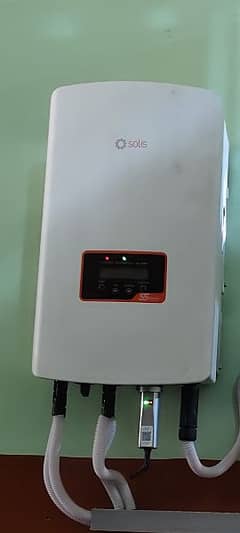 solis inverter 10 kw ongrid for sale only 1 month used