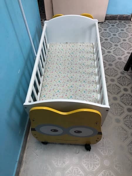 Baby Rocking bed. 1