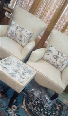 Very beautiful heavy Diamond foam chairs with table 03335138001