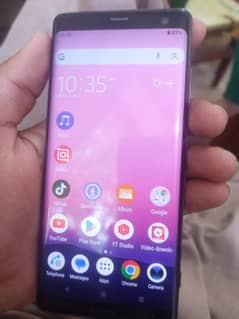 sony xz3. . . 4/64 gb