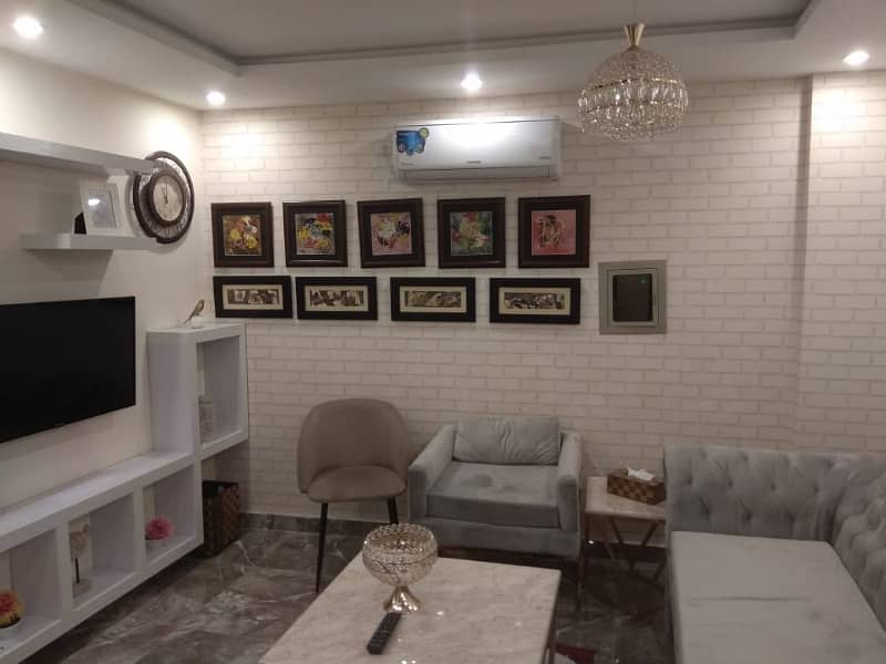 Buy your ideal 20 Marla Upper Portion in a prime location of Lahore 5