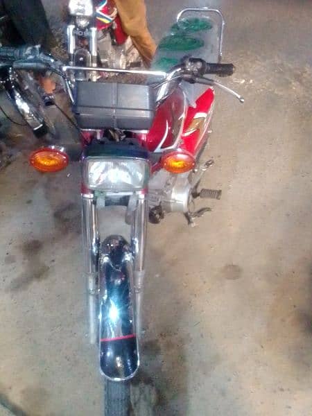 HONDA 125 Full 10 by 10 condition Rawalpindi registration number 1