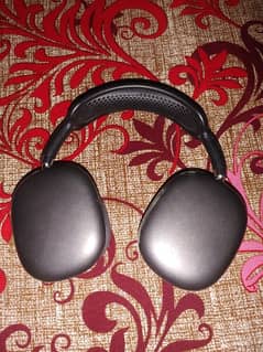 P9 wireless headphone condition 10/10