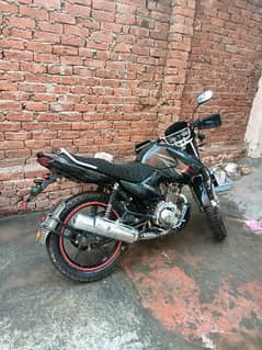 Ybr 125 2017 urgent sale