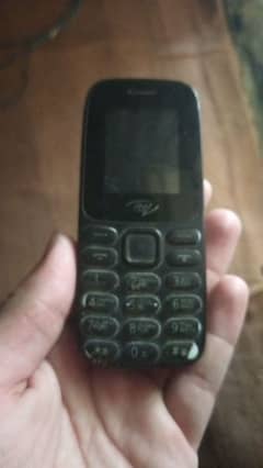 itel button phone