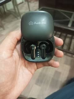 Audionic earbuds 550 for sell 1 week use perfect battery timeing 0