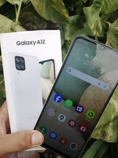 Galaxy A12 4/128 with box