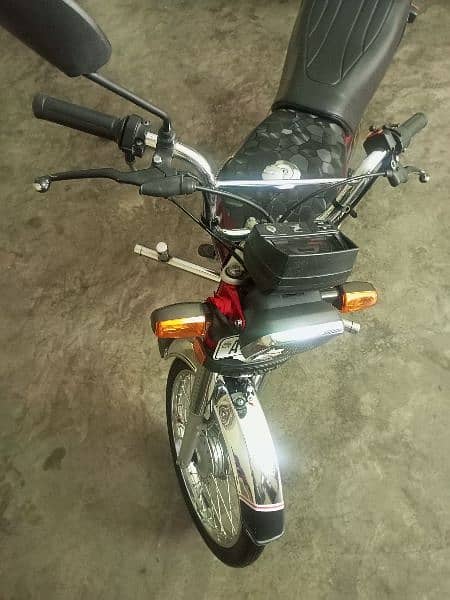 Honda CD 70 4