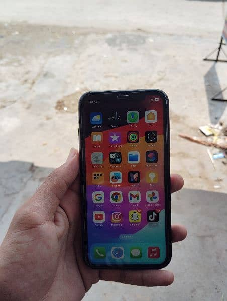 iPhone XR non pta 81 health 64 Gb 4