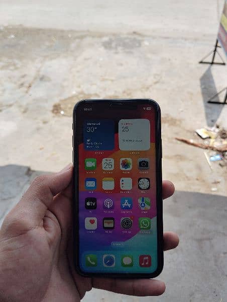 iPhone XR non pta 81 health 64 Gb 7