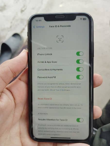 iPhone XR non pta 81 health 64 Gb 11