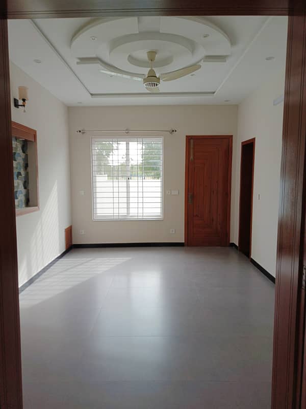 1 Kanal Upper Portion For Rent In G-13 Islambad 5