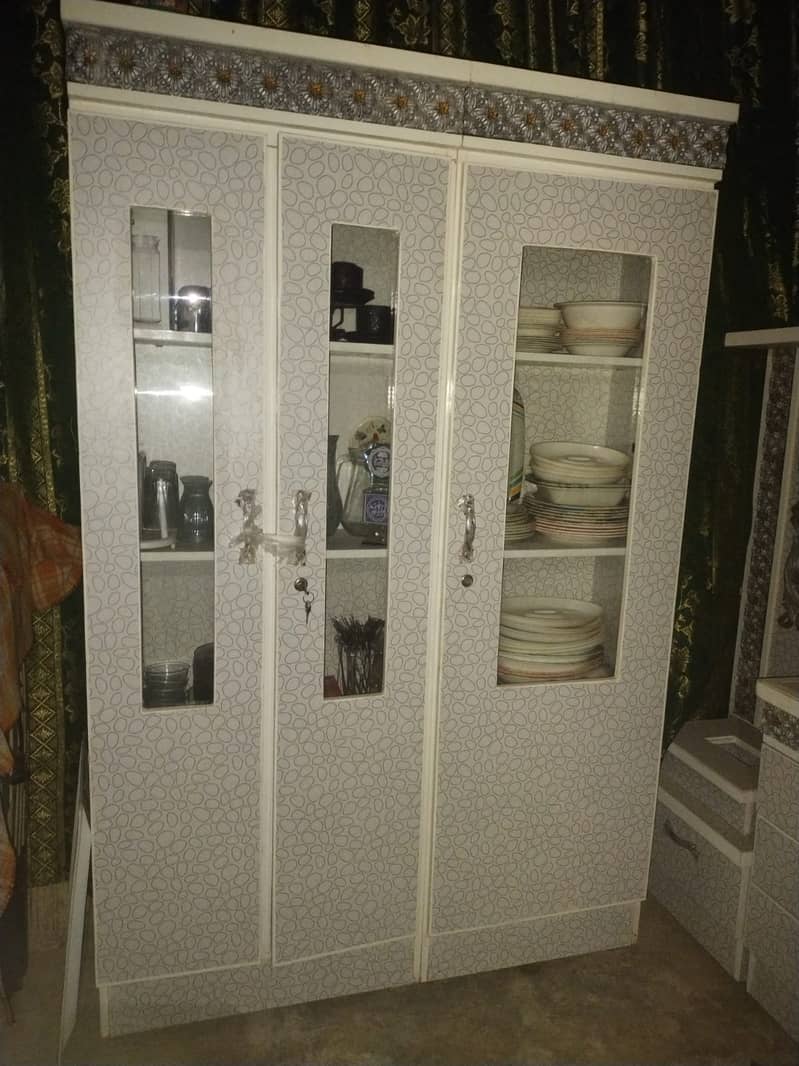 New Bridal room Furniture hardly 8months use 4