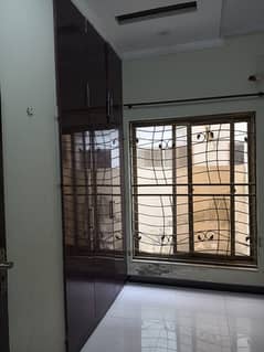 Prime Location 5 Marla House Available In Bahria Nasheman For sale 0