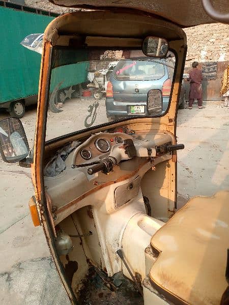 Auto rickshaw Siwa for sale in  Low Price 15