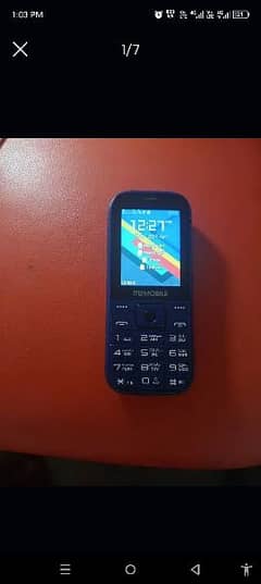 4 Sim button mobile Like new cash or exchange all ok no problem