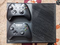 XBOX One (1TB)