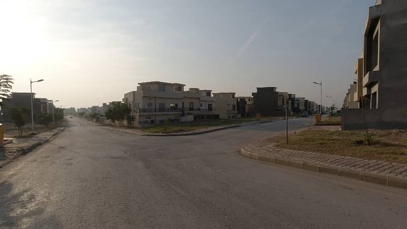 Five Marla Residential Plot For Sale In Behria 8 9