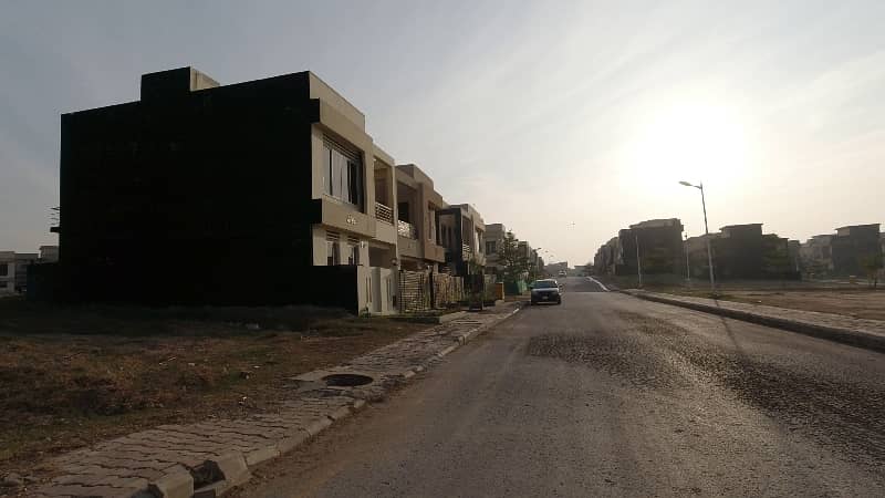 Five Marla Residential Plot For Sale In Behria 8 39