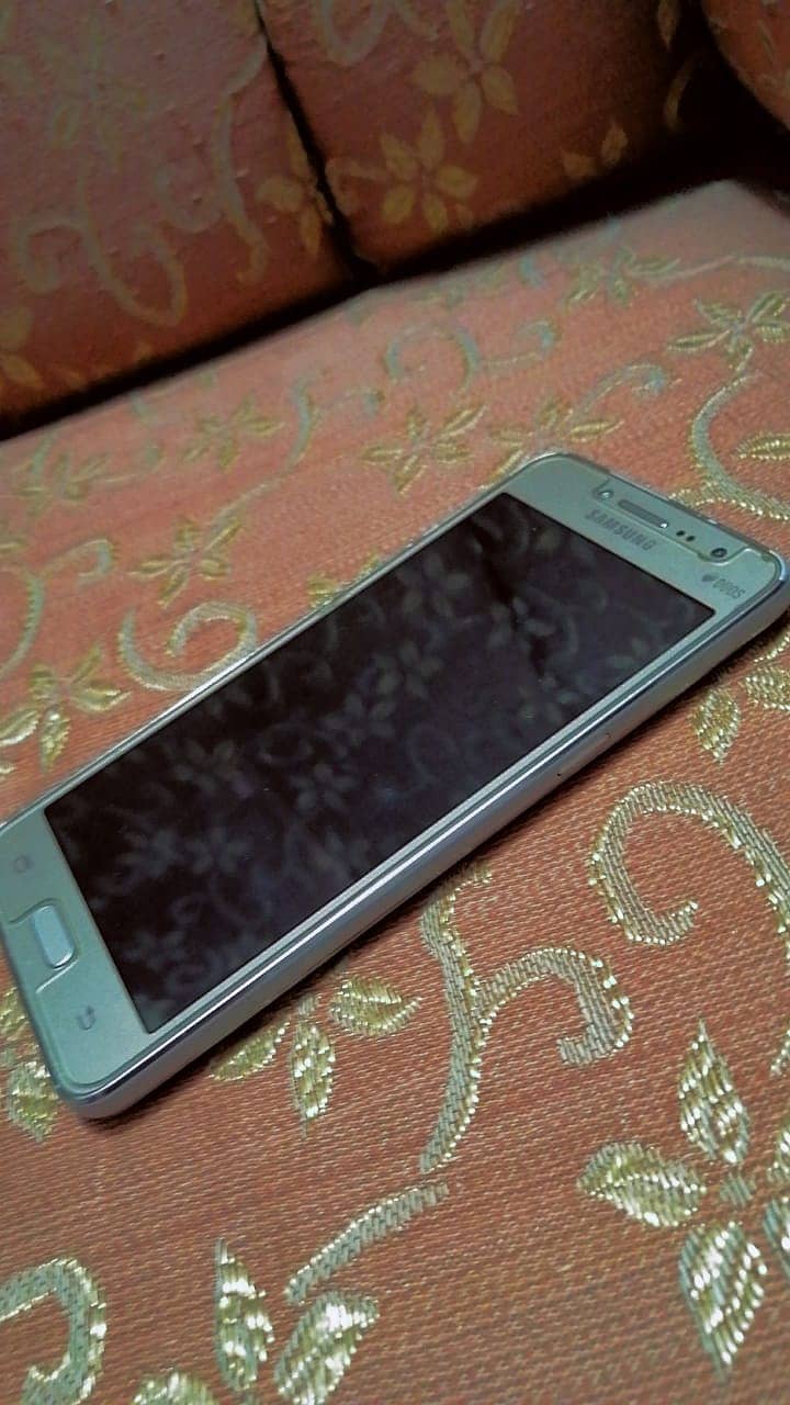 Samsung Galaxy Grand Prime Plus 7