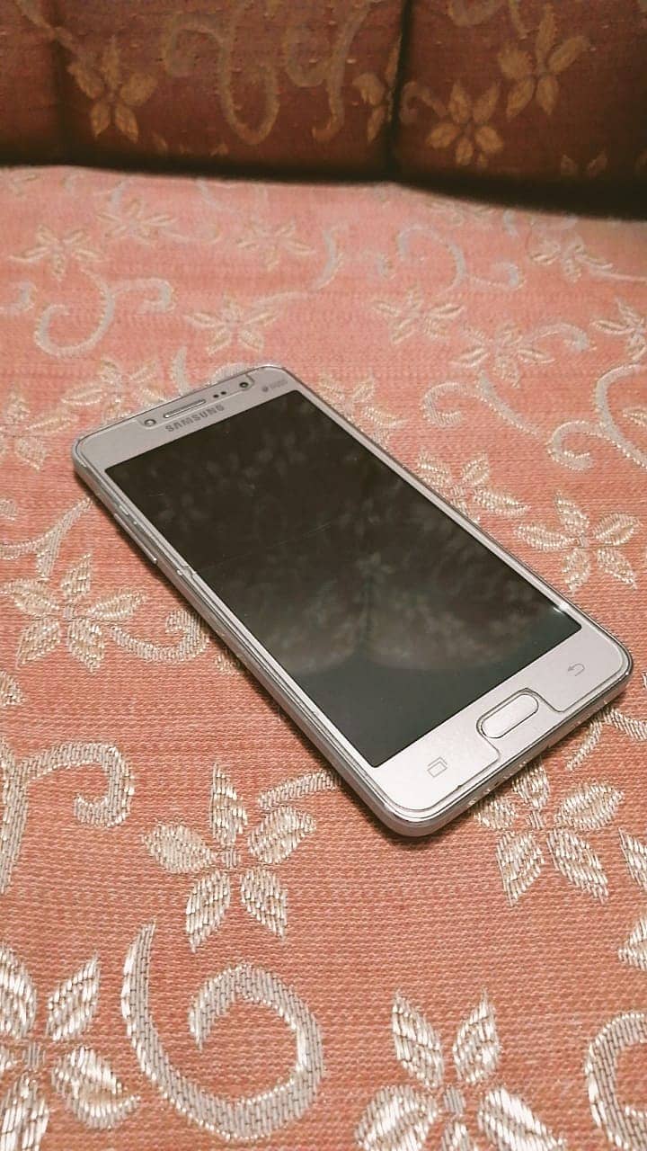 Samsung Galaxy Grand Prime Plus 11