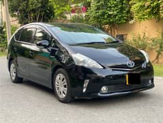 Toyota Prius Alpha 2012 G