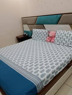 Good Condition bed set - furniture set in karachi - bedroom set