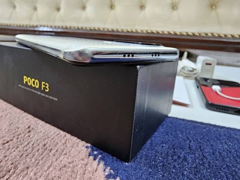 Xiaomi poco f3 complete box dual sim 256gb 7