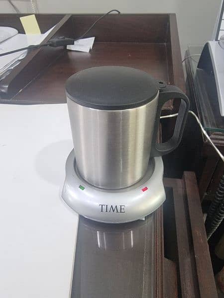 Steel Mug with USB Warmer base 2