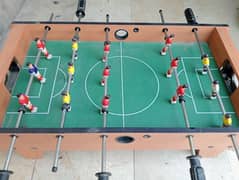 HAND FOOTBALL GAME (GUT)