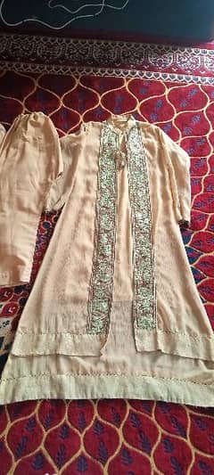 long frock,cout style, masted colour,simple trozer,very good condition