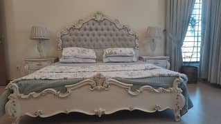 victorian bed set . in dico paint