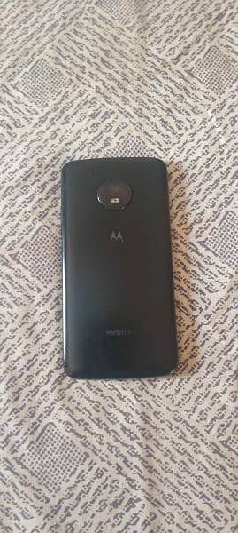 Moto E4 2