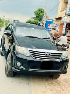 Toyota Fortuner 2013 VVTi