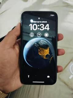 iphone 11  . condition 10/9.5