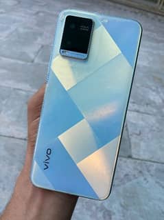 Vivo y21