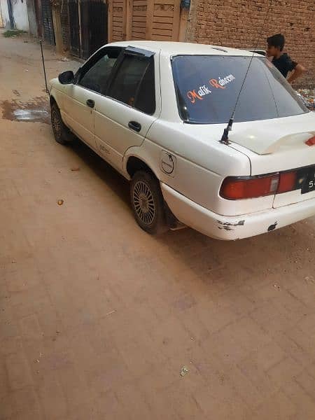 Nissan Sunny 1991 14