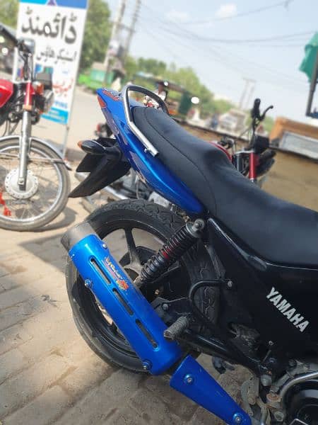 Yamaha ybr 2015 urgent sale 6