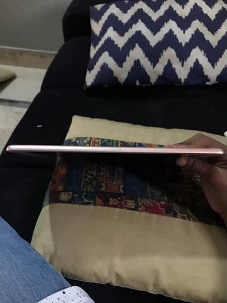 ipad 8 gen up for sale 10/8 only WhatsApp contact 03052673516 7