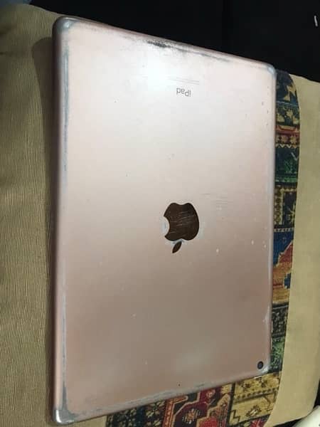 ipad 8 gen up for sale 10/8 only WhatsApp contact 03052673516 9