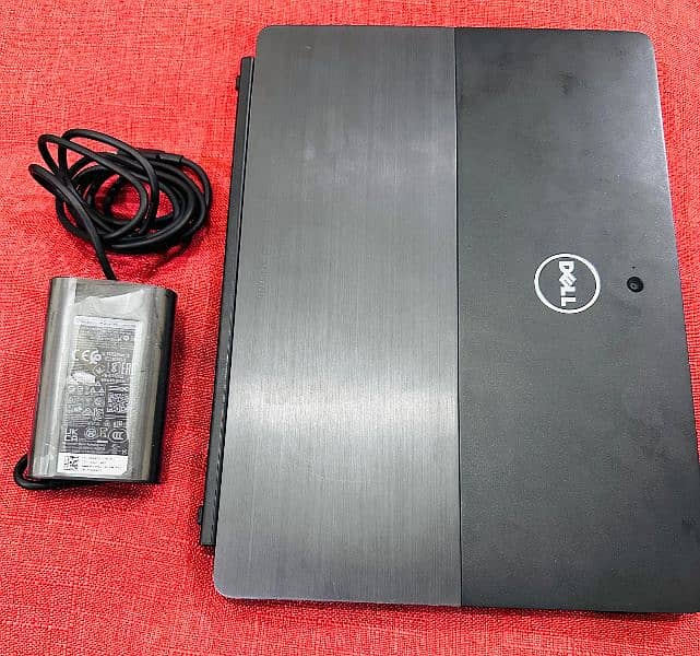 Dell Latitude i7 (7 Generation) 3