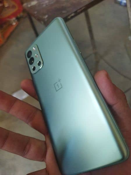 OnePlus 9r 12/256 look like new 6