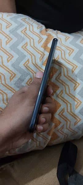 VIVO Y33S 8/128 WITH CHARGER ONLY 4