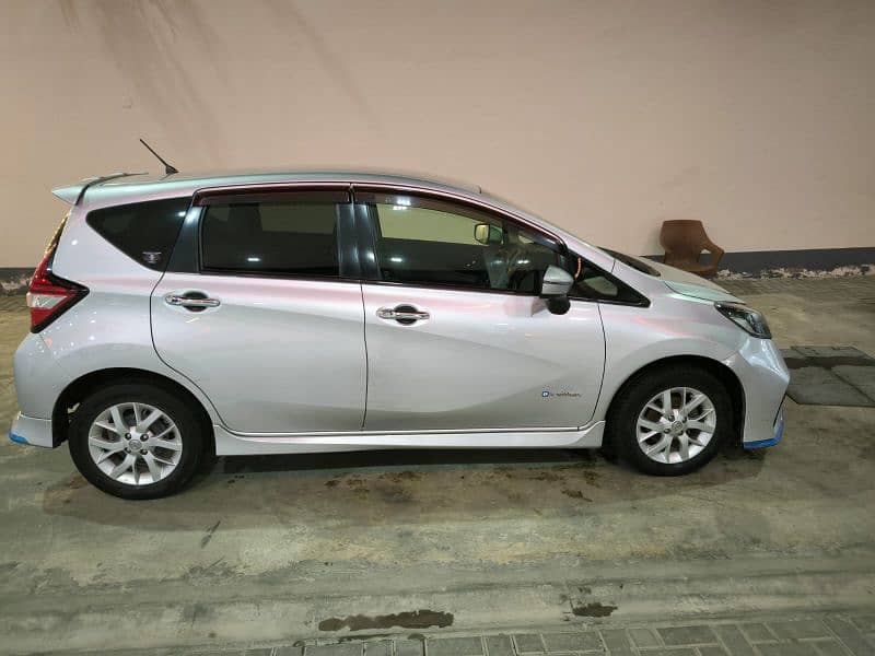 Nissan Note 2018 5 Grade total Genuine 6