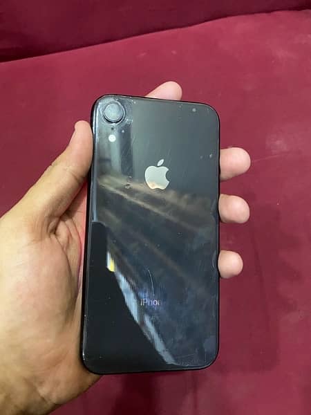 I PHONE XR 64 GB 2