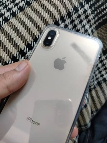 Iphone Xs With Box 3