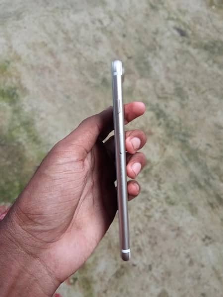 I phone 7 Plus For Sale Urgent 2